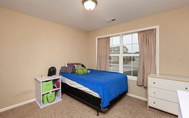 Bedroom 3 - 407 NE 46th St