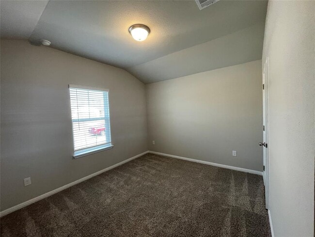 Building Photo - 404 Grasslands Trl
