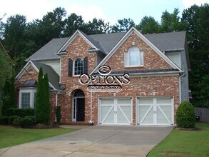 Building Photo - Executive Style Home in Hillgrove School D...