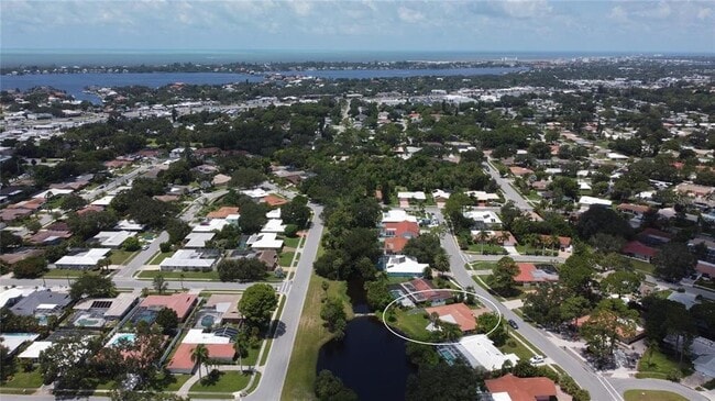 Building Photo - 2834 Hardee Dr