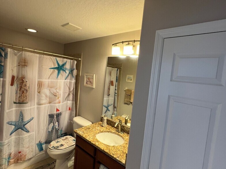 Building Photo - 4355 Spinnaker Cove Ln
