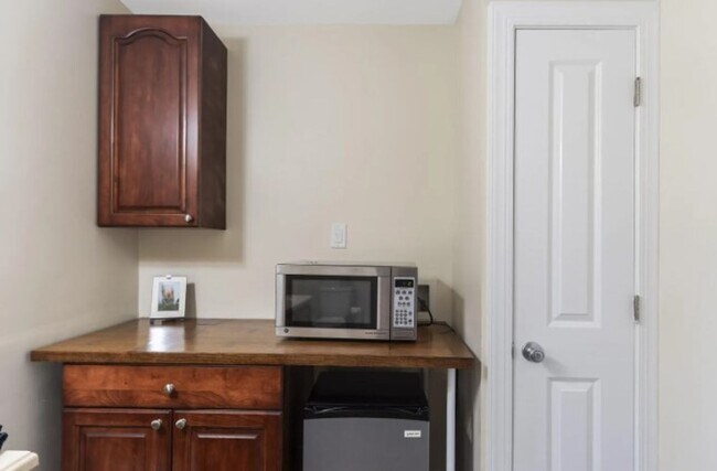 Building Photo - LOWER EFFICIENCY AVAILABLE IN KURE BEACH