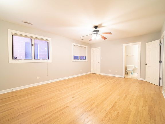 Building Photo - "Discover Urban Elegance: Spacious 2-Bed, ...