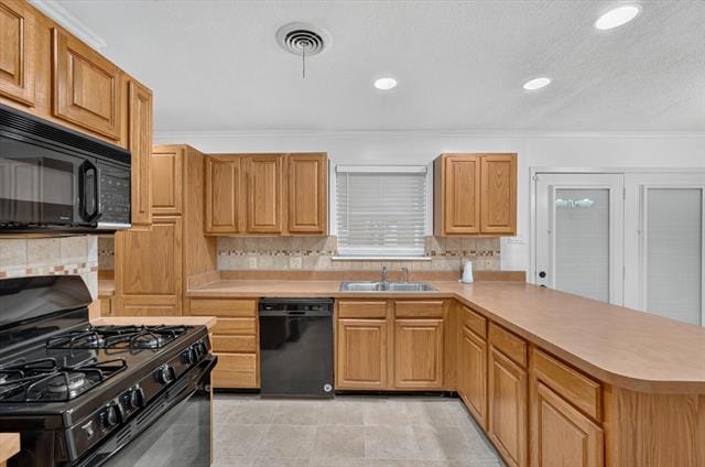 Building Photo - 2539 Highwood Dr