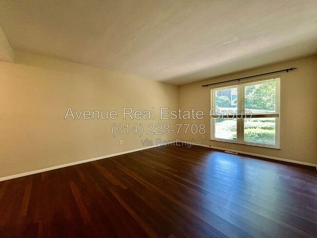 Building Photo - 10379 Forest Brook Ln