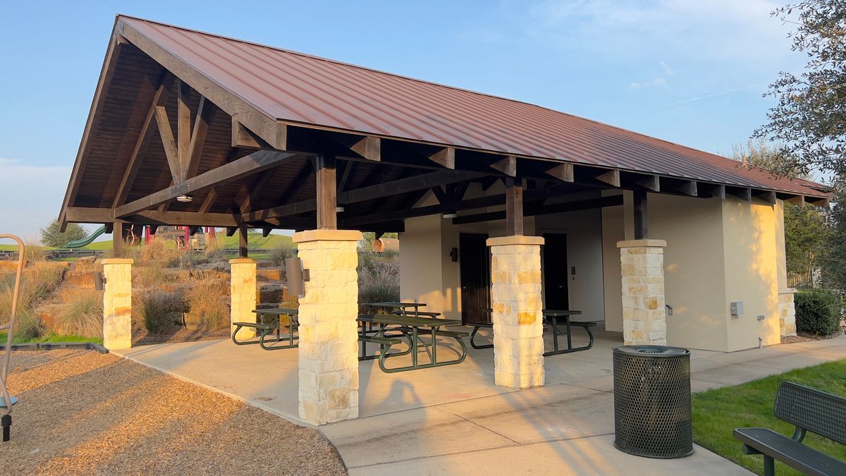 Building Photo - 20714 Round Key Dr