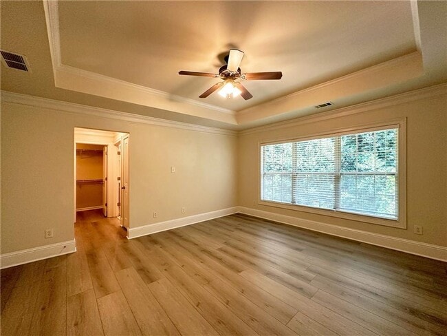 Building Photo - 5132 Meridian Ln