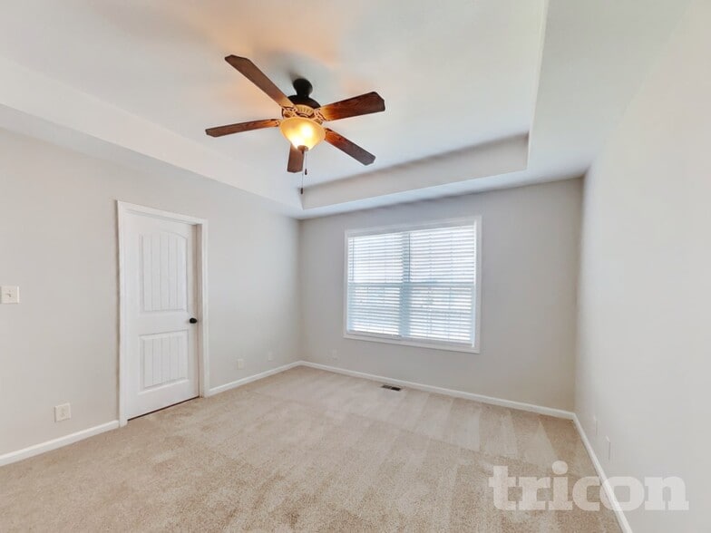 Building Photo - 1037 Dwight Eisenhower Way