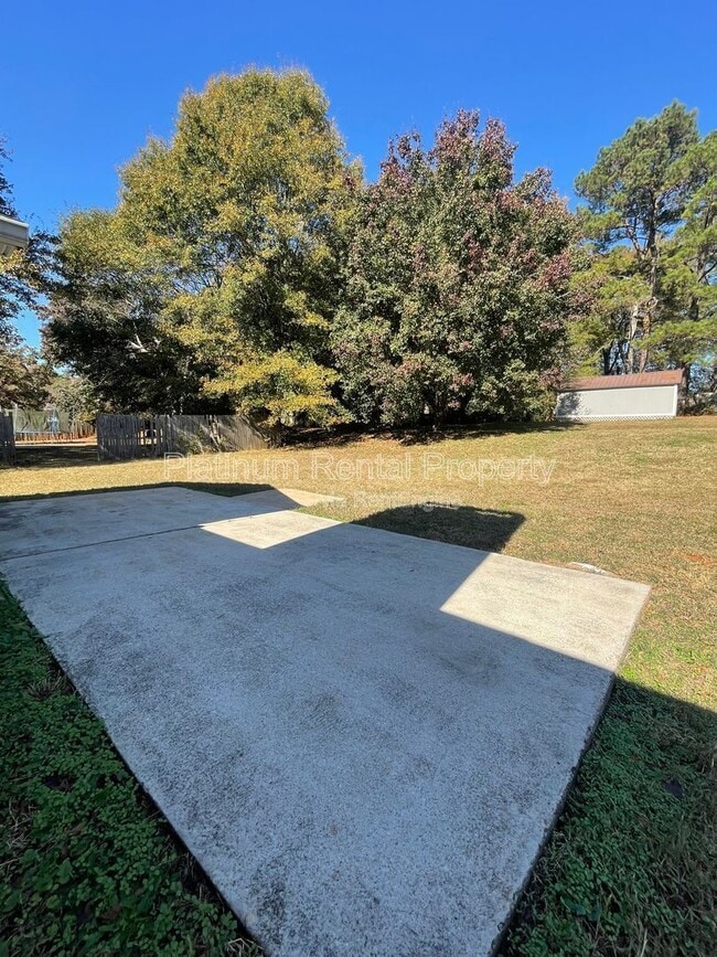 Building Photo - 1630 Creek Crossing SE