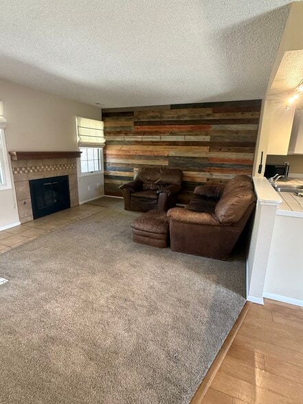 Building Photo - 6155 Little Pine Cir