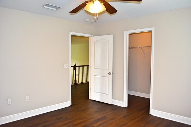 Building Photo - 192 Windchime Way