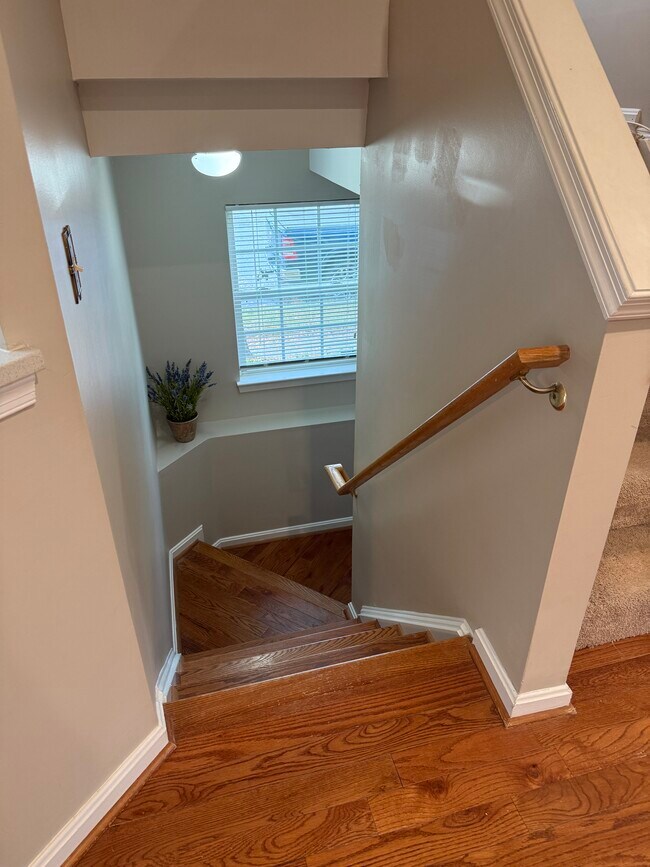 Building Photo - 140 Eastridge Cir