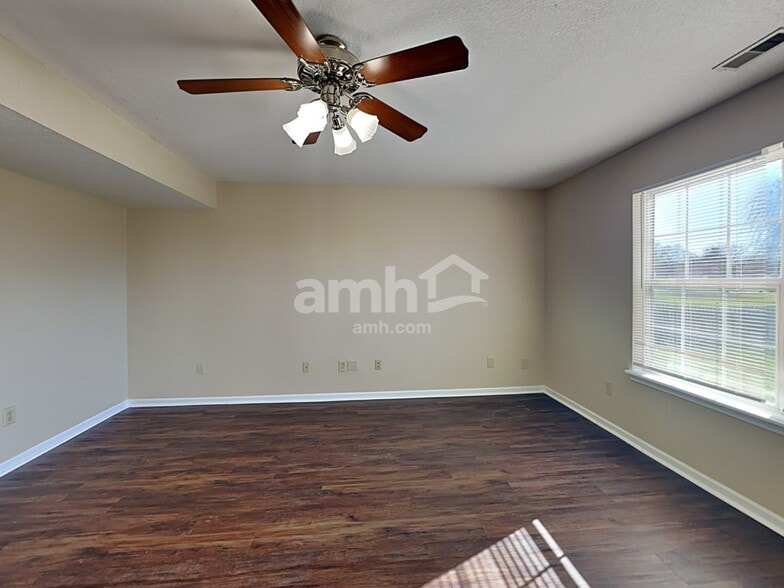 Building Photo - 19195 Pathway Point