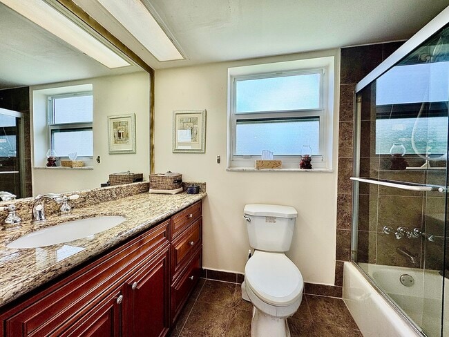 Building Photo - 2671 S Course Dr