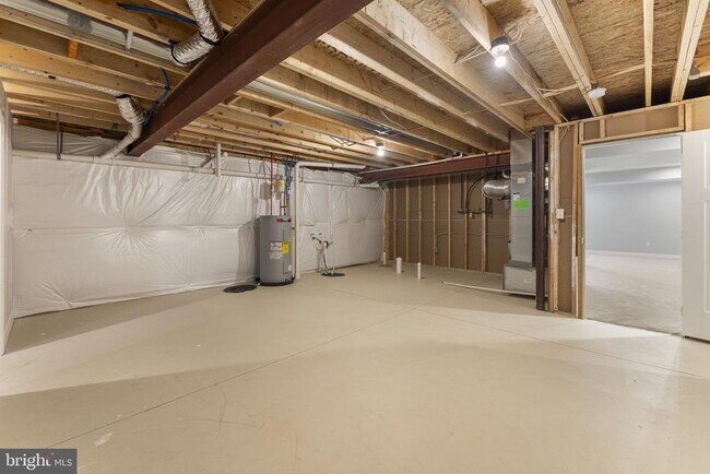Building Photo - 143 Hood Farm Dr