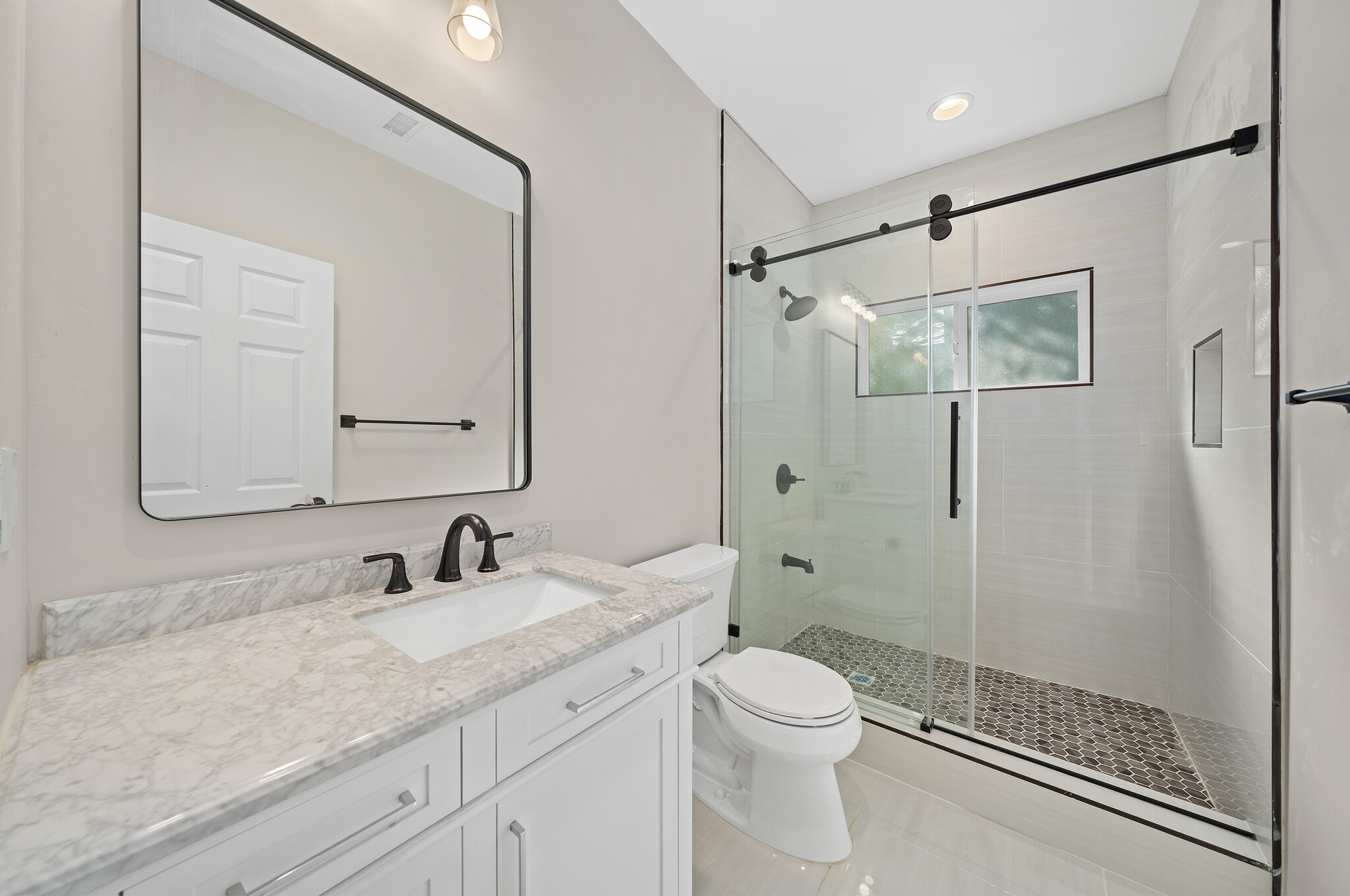 Building Photo - 342 Pasadena Ave