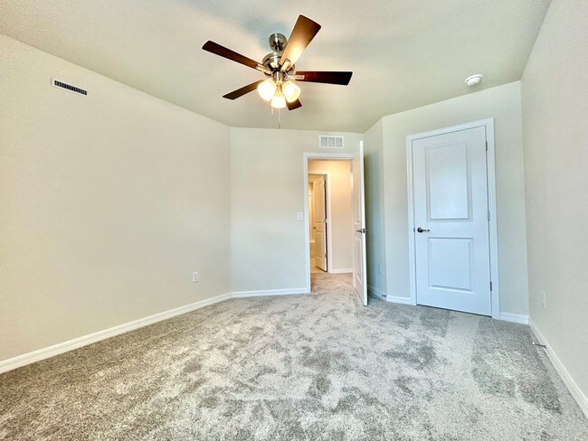 Building Photo - Live in style: Family-friendly 3BR, 2.5BA ...