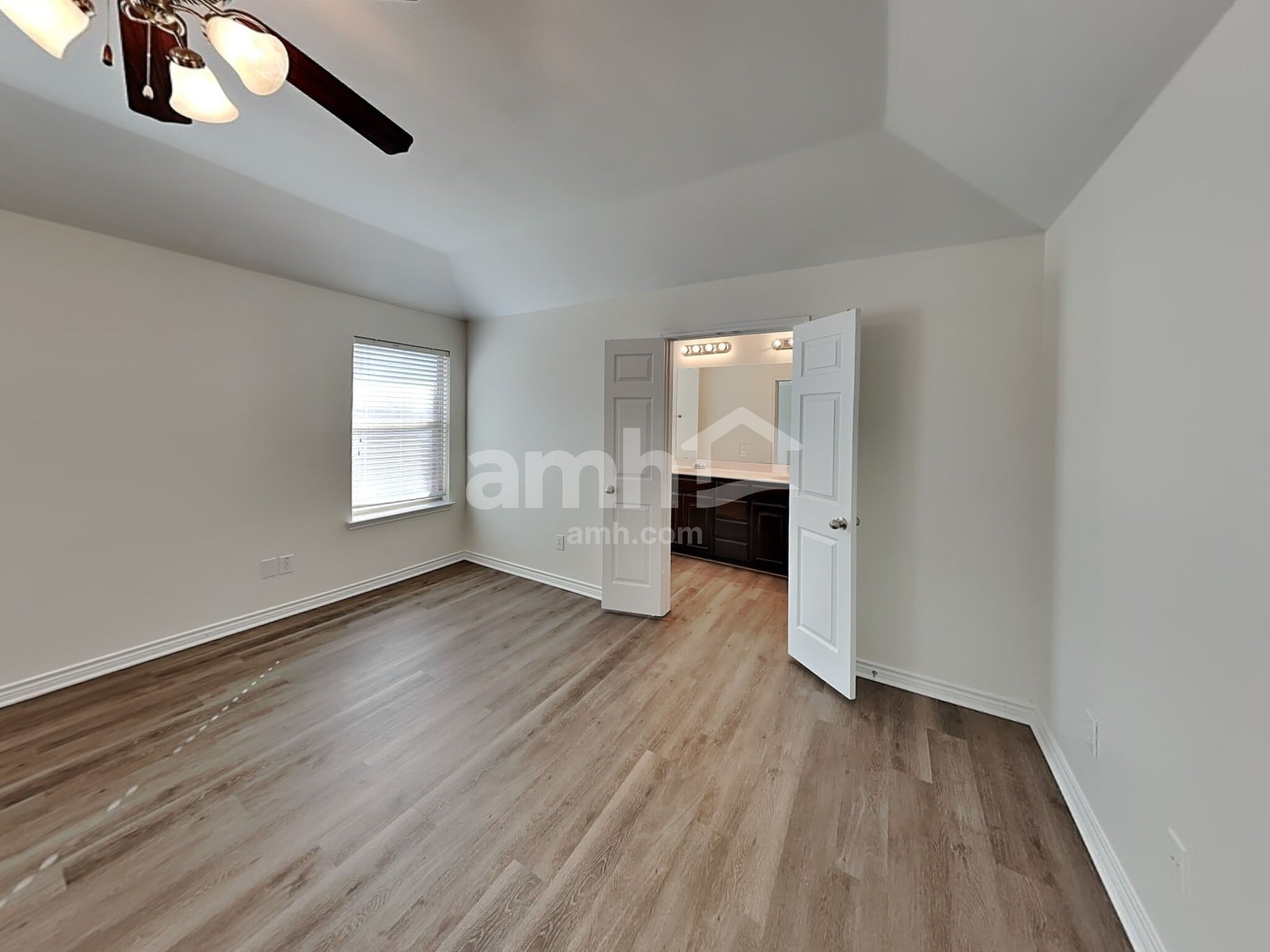 Building Photo - 429 Brookhollow Ln