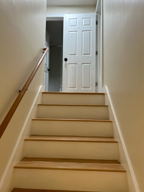 Building Photo - 211 Onset Ave