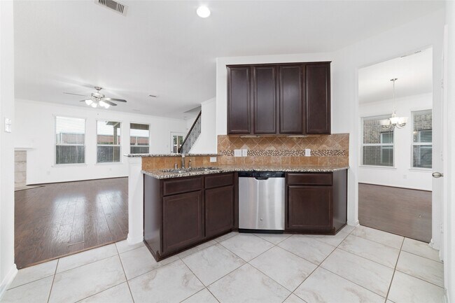 Building Photo - 18406 Spruce Tree Line Trl