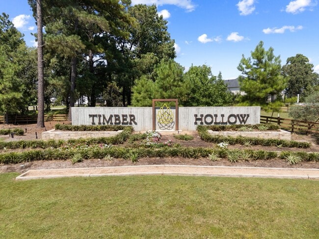 Building Photo - 522 Black Bronco Rd