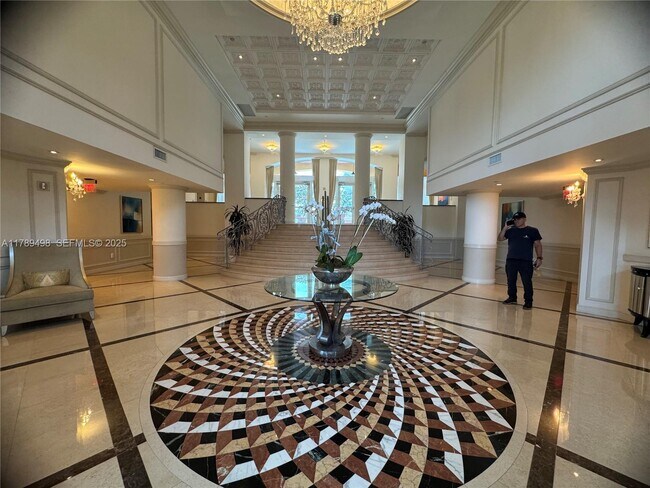 Building Photo - 2110 N Ocean Blvd