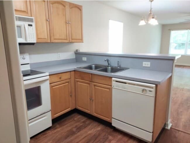 Building Photo - 3 Bedroom House in City Limits Available. St Augustine.