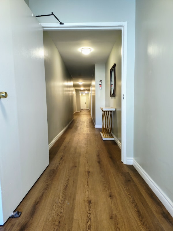 Building Photo - 14746 Delano St