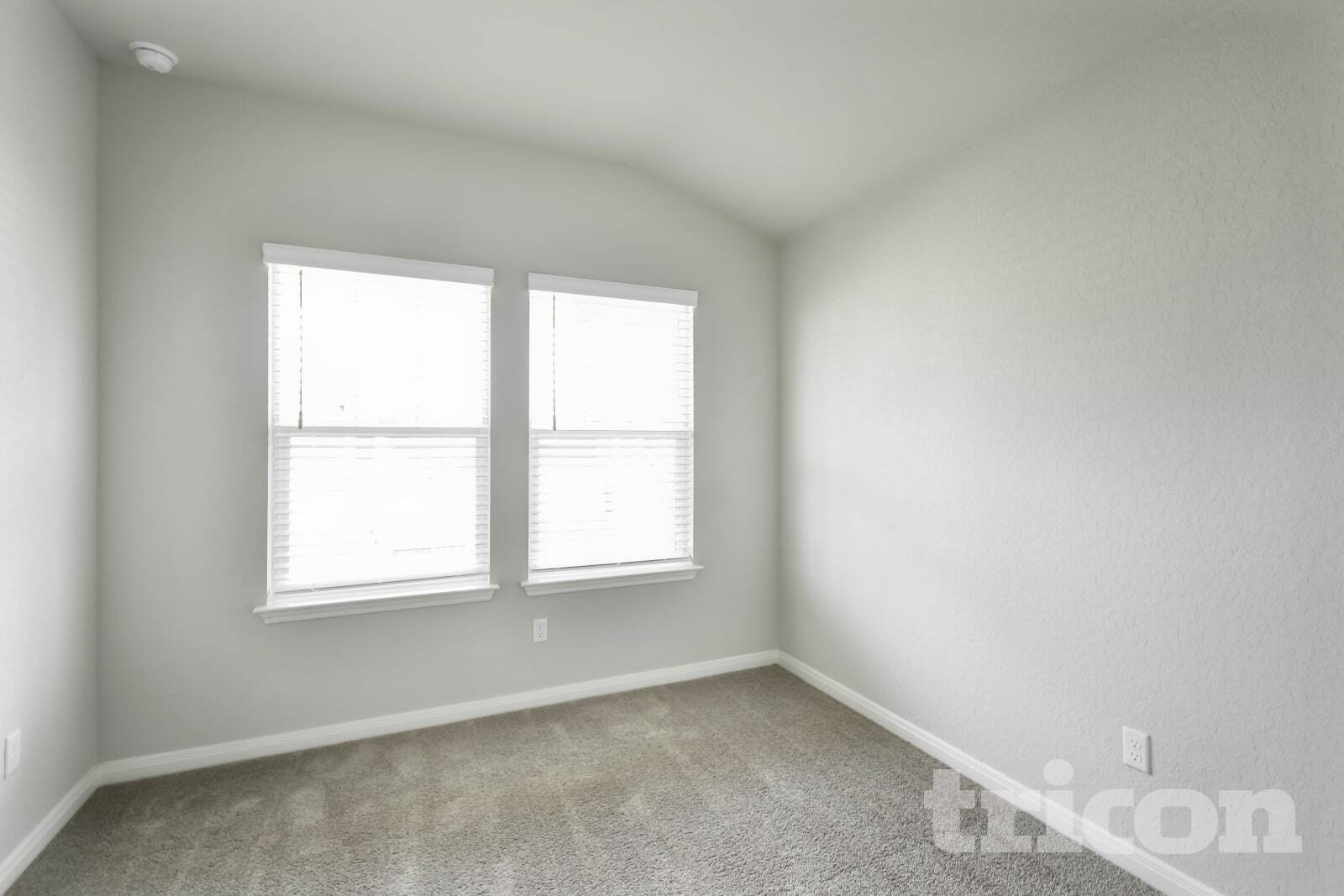 Building Photo - 13519 Emerson Wy