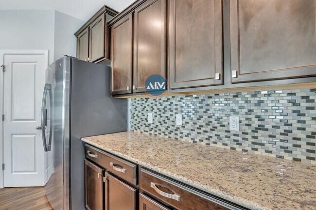Building Photo - Upgraded 4BR in Heritage at New Riverside – Fenced Yard, Island Kitchen - Available July 15