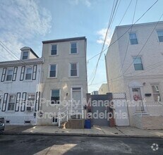 Building Photo - 1037 Crease St