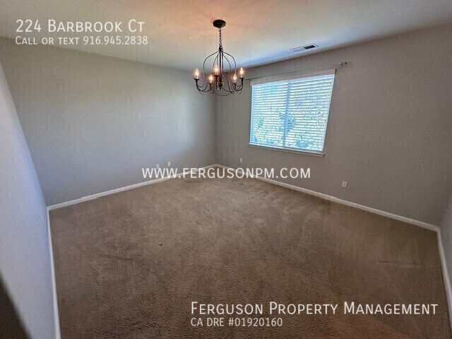 Building Photo - 224 Barbrook Ct
