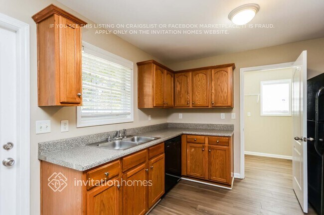 Building Photo - 143 Stonehenge Dr