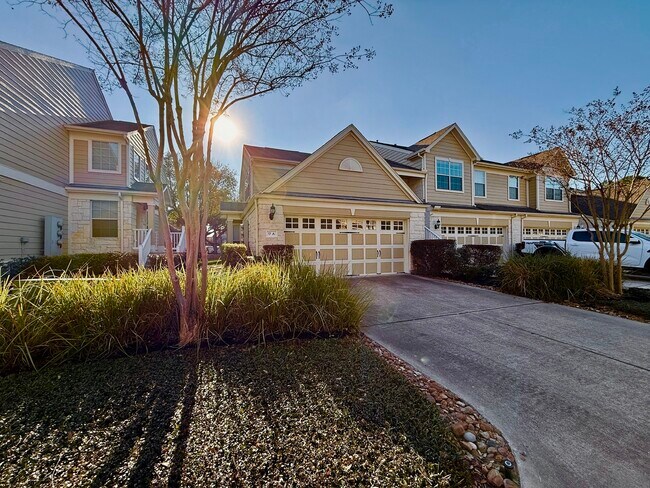 Building Photo - 13600 Breton Ridge St