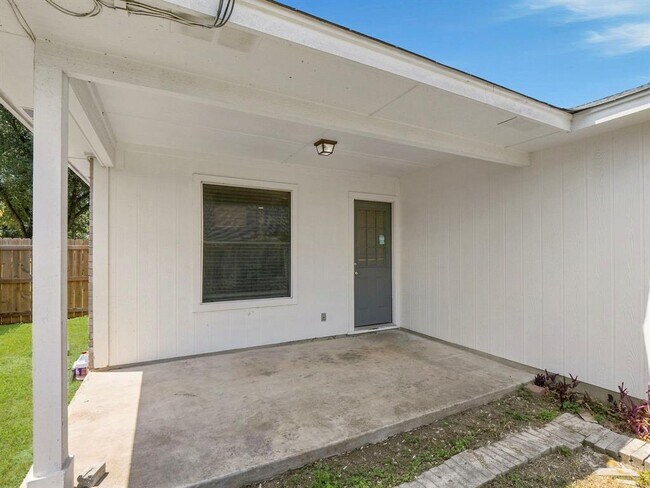 Building Photo - 1144 Miss Kimberly's Ln