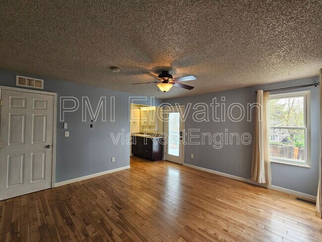 Building Photo - 7411 S Carr Ct