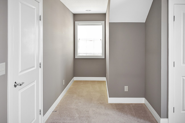 Building Photo - 4805 Watermark Dr
