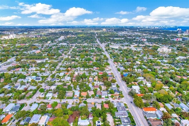 Building Photo - 37 NW 47th St