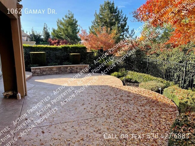 Building Photo - Luxury 3 Bedroom | Serrano Guard Gated Com...