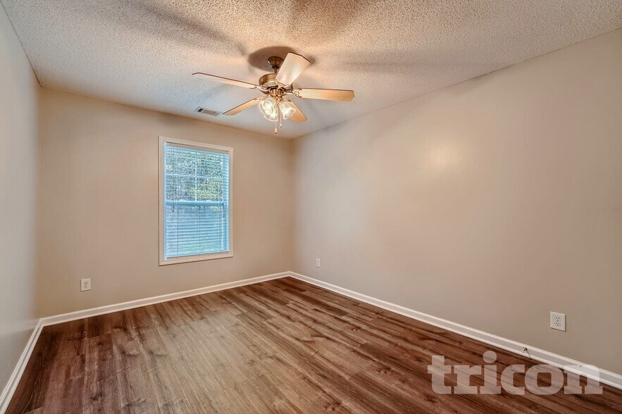 Building Photo - 3790 Village Main St