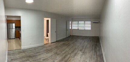 Building Photo - Up to 2 Months Free! Spacious 1/1 in Centr...