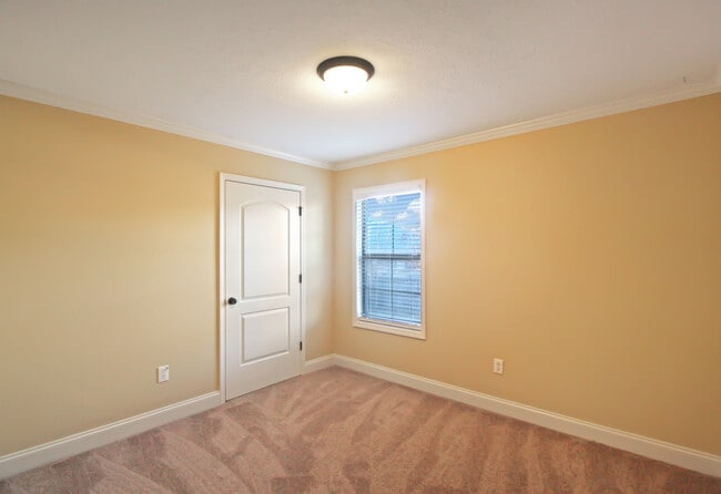 Building Photo - 810 Windlass Cove