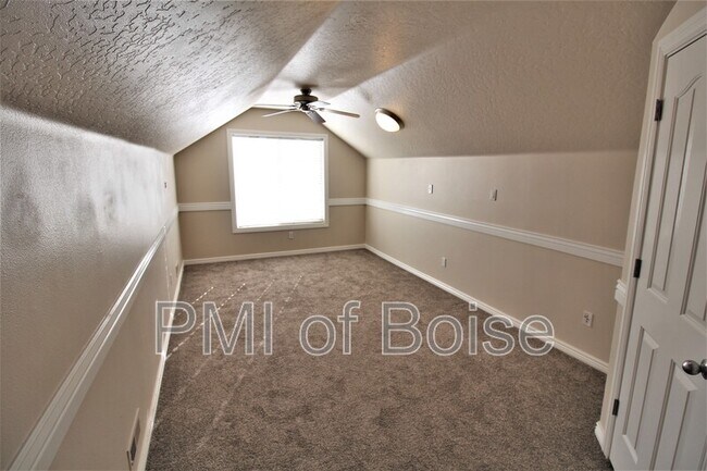 Building Photo - 6480 E Shellbrook Dr