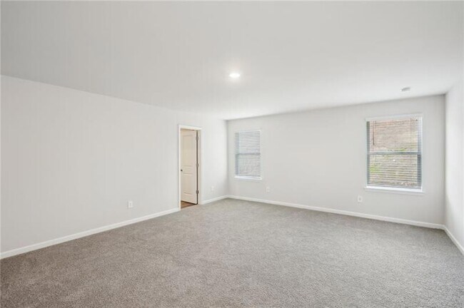 Building Photo - 95 Sequoia Ln