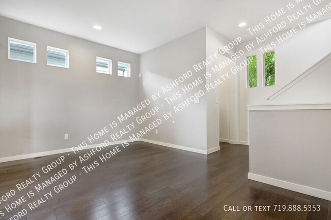 Building Photo - 6544 John Muir Trl