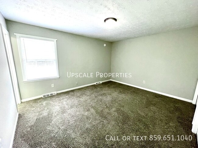 Building Photo - 3705 Forest Green Dr