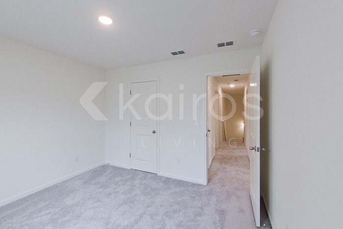 Building Photo - 638 Muster Fld Ct