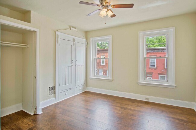 Building Photo - Germantown Home Available Now