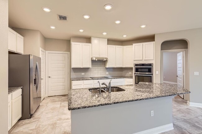 Building Photo - 1609 Arial Dr
