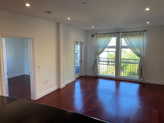 Building Photo - 151 El Camino Real